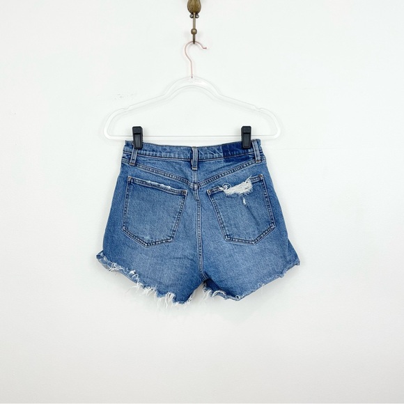 Abercrombie & Fitch High Rise Four Inch Mom Short - Picture 6 of 6